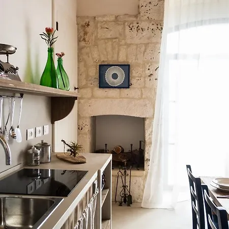Helloapulia - L'Aia Di Cucumo Charming Accommodations * Castellana Grotte