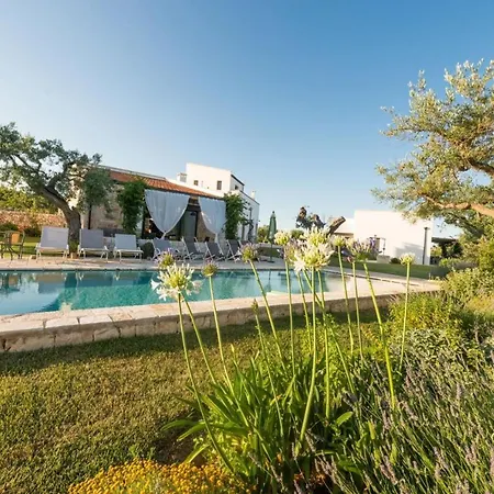 Helloapulia - L'Aia Di Cucumo Charming Accommodations Castellana Grotte