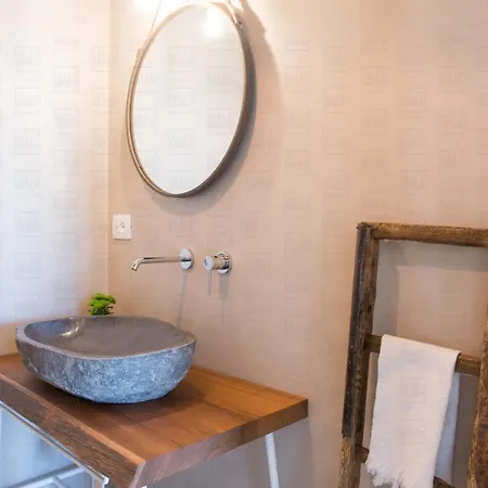 Helloapulia - L'Aia Di Cucumo Charming Accommodations